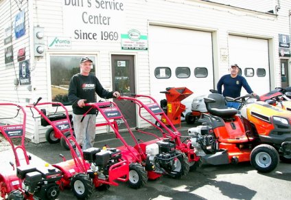 Duffs - Northern Maine Lawn Tractors